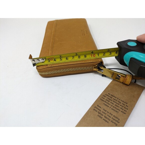 NWT $85 Margot New York Gabby Single Zip Around Leather Wallet Wristlet Cognac - Picture 9 of 10